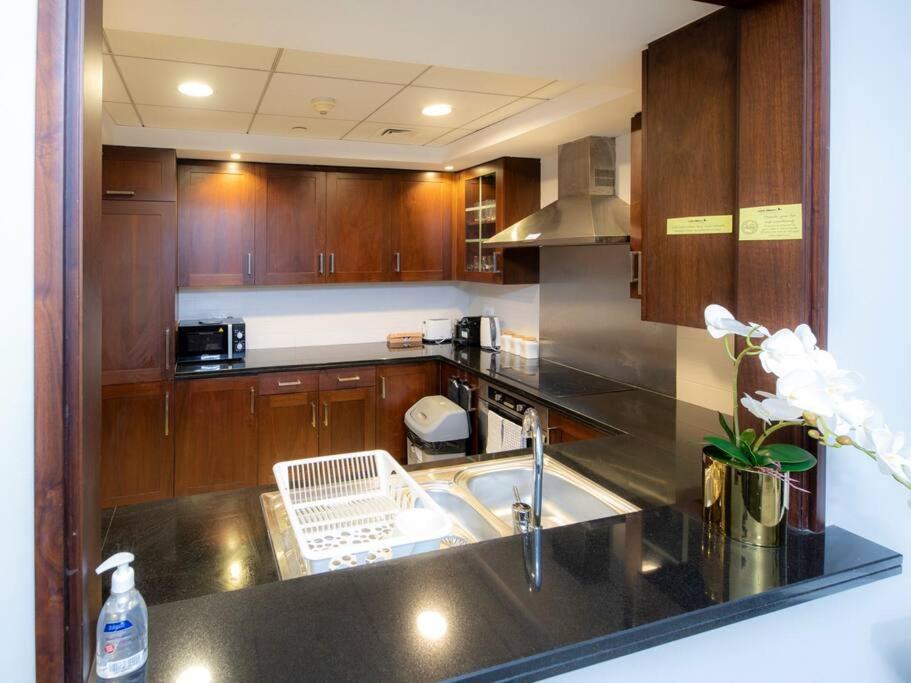 First Class 2Br With Full Burj Khalifa And Fountain View Dubaï Extérieur photo