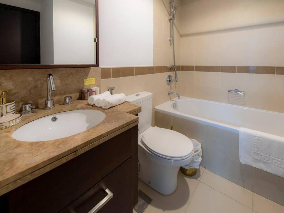 First Class 2Br With Full Burj Khalifa And Fountain View Dubaï Extérieur photo